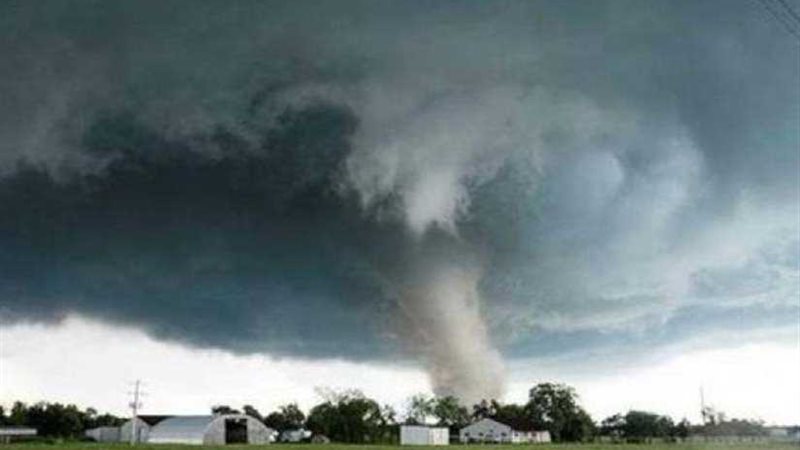 مصرع وفقدان 64 شخصا