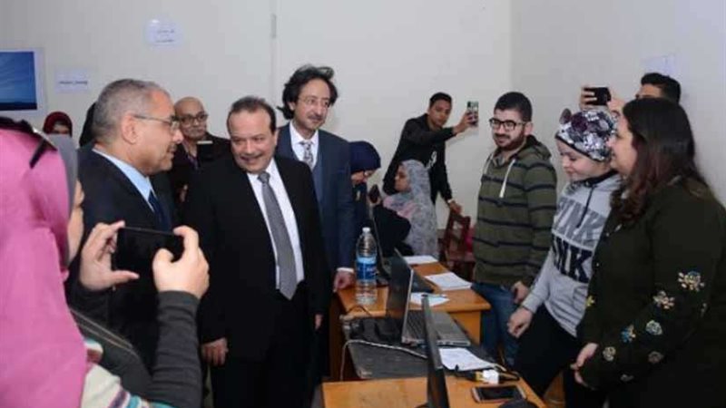 رئيس جامعة طنطا يتفقد