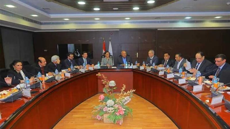 كامل ونصر يراجعان