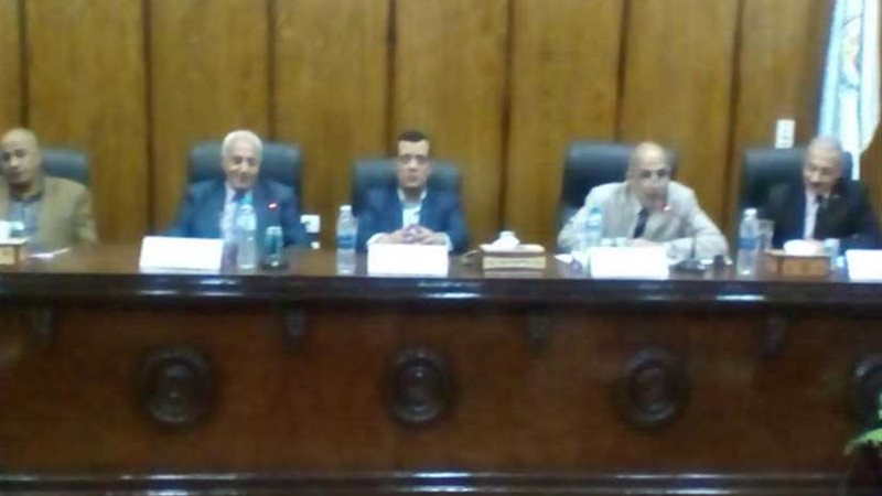 تعليم أسيوط ينظم