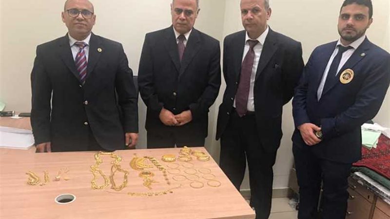 جمارك مطار القاهرة