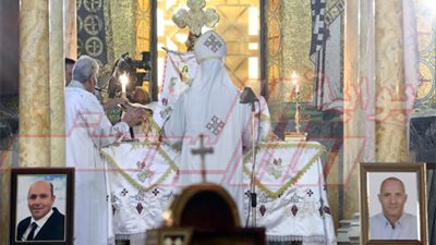 بالصور.. ننشر قداس الكنيسة علي أرواح ضحايا الطائرة المنكوبة