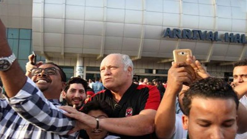 بعثة الاهلى تصل القاهرة