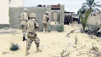 القوات المسلحة تعلن مقتل 88 تكفيرياً وتدمير 320 ملجأ ومنزلا للعناصر الإرهابية و26 جوال TNT