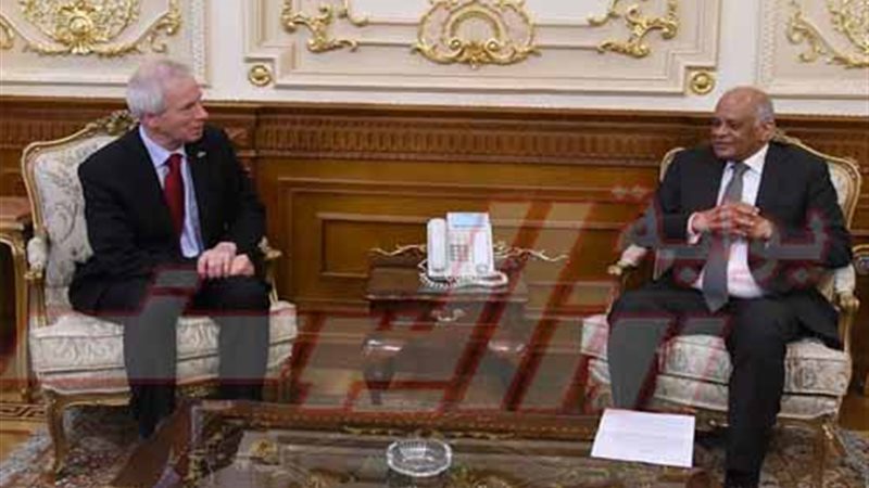 د. عبد العال يستقبل