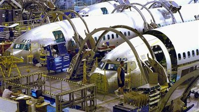 بوينج تعترف بوجود خلل في طائراتها