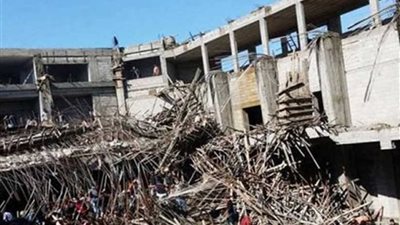 مصرع 3 مصريين وإصابة اثنين إثر انهيار سقف مسجد تحت الإنشاء بالكويت