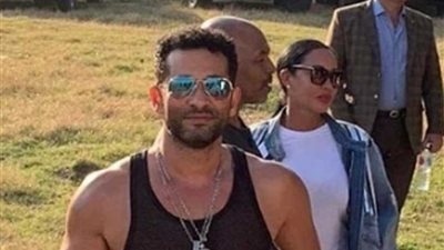 صور تايسون وعمرو سعد في كواليس 