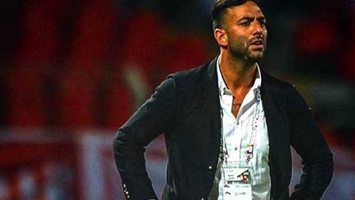 القصة الكاملة وراء إقالة «ميدو» من تدريبات الوحدة السعودي