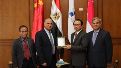 رئيس جامعة كفر الشيخ يستقبل وفد جامعة بكين