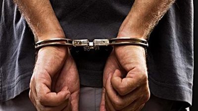 ضبط موظف وصاحب محل بحوزتهما 4 كيلو حشيش بالجيزة