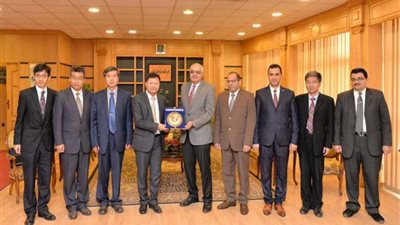 رئيس جامعة المنصورة يستقبل وفد جامعة بكين لتكنولوجيا الكيمياء