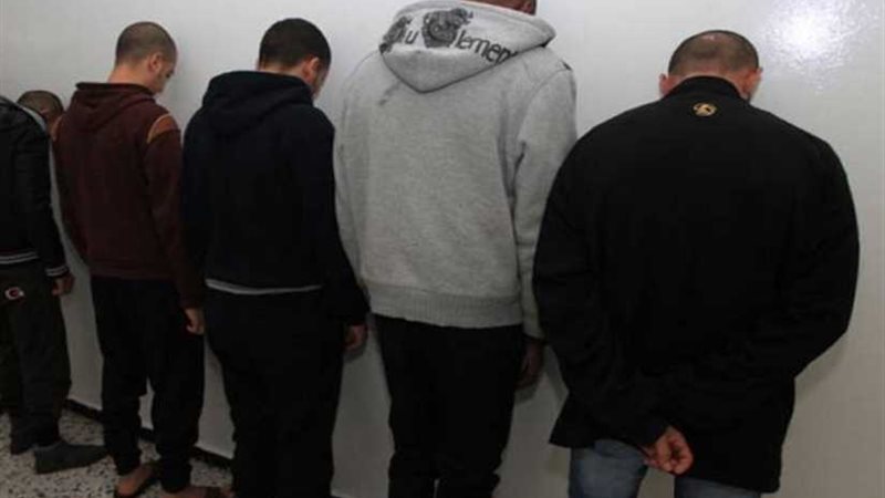 عصابة سرقة السيارات