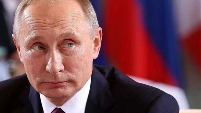 بوتين يهنئ سكان القرم