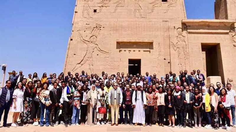 نشرة 24 ... الرئيس