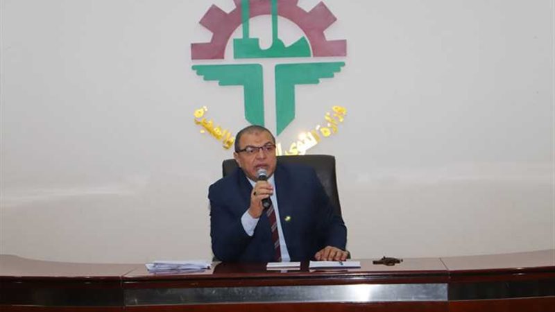 وزير القوى العاملة