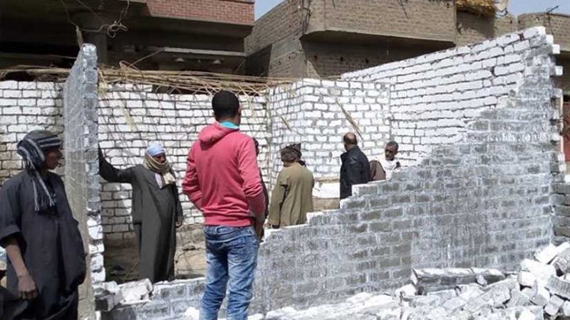 حملات مكثفة لإزالة