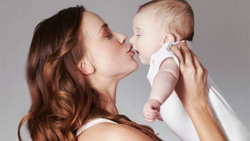 النساء تبدأن في التحول