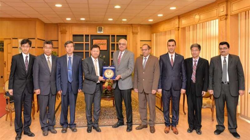 رئيس جامعة المنصورة