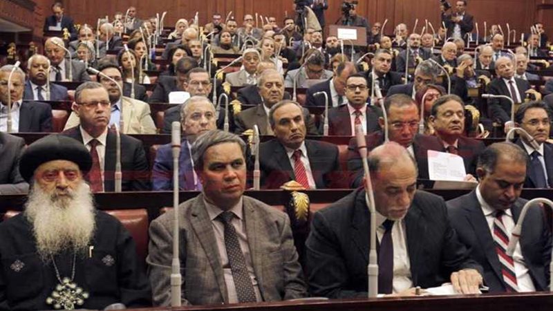 ممثلا الأزهر والكنيسة