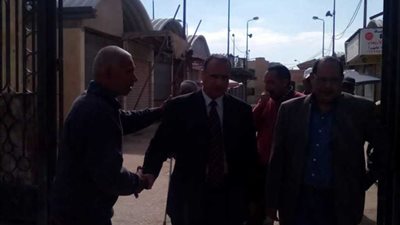 سكرتير محافظة الإسكندرية يتفقد سوق الثلاثين وأعمال تطوير الكوبري الدولي بالمنتزه