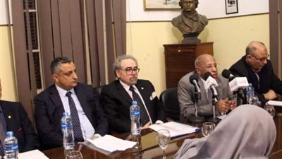 رئيس اتحاد الكتاب يعلن تفاصيل جائزة أحمد شوقي