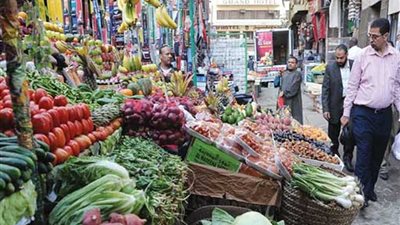 الحكومة :زيادة الاحتياطي الاستراتيجي من السلع الغذائية وحماية محدودي الدخل