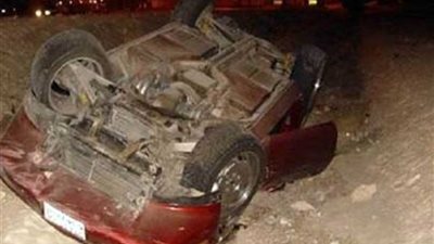 مصرع شخص وإصابة اثنين من أسرة واحدة في حادث انقلاب سيارة بقنا