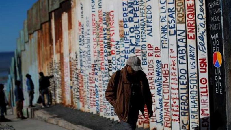 الحكومة الكندية :