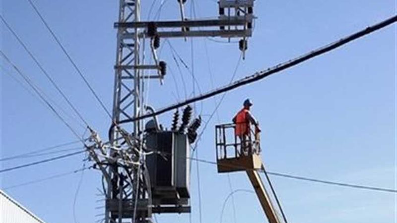 فصل التيار الكهربى