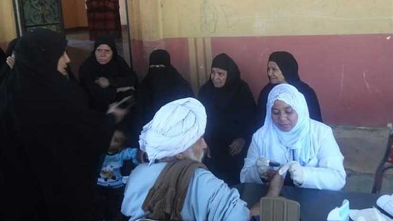 الكشف على 1459 مواطنًا