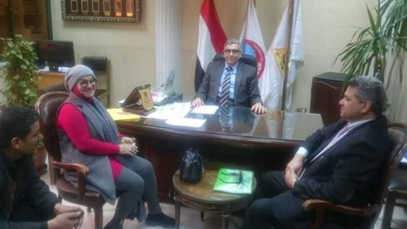 طب بنها يبحث التعاون