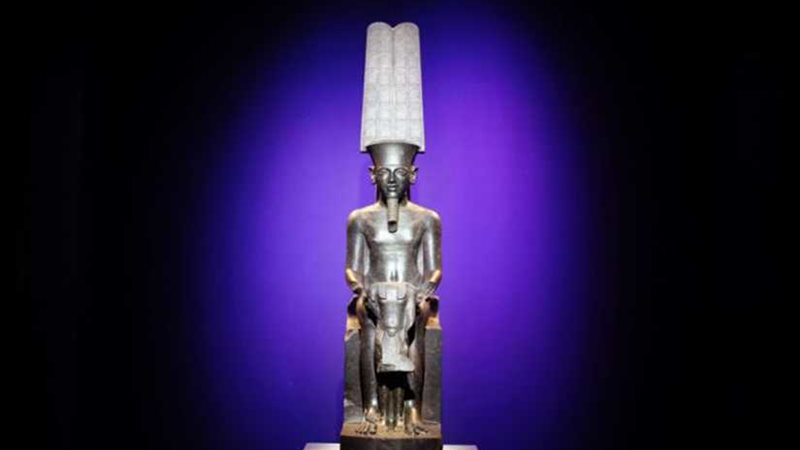 زيارة الفرعون الأشهر