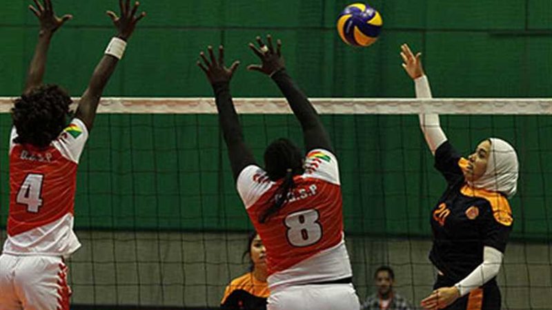 سيدات سبورتنج يهزمن