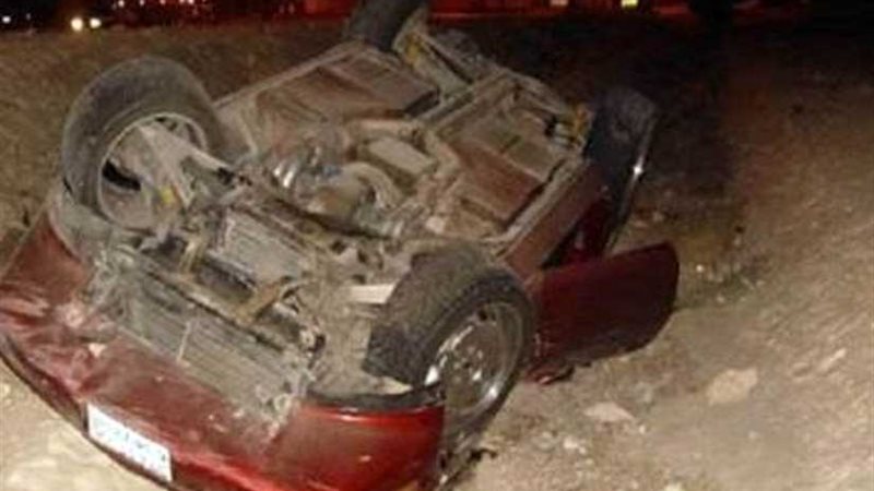 مصرع شخص وإصابة اثنين