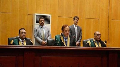 خبيرة أمام المحكمة في التلاعب بالبورصة: توجد مخالفتان بالقضية