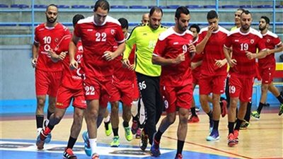 يد الأهلي يستأنف تدريباته استعدادًا لكأس السوبر الإفريقي