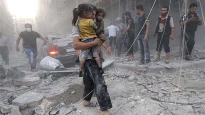 إصابة مدنيين بينهم أطفال باختناق جراء استنشاق مواد غازية سامة بـ