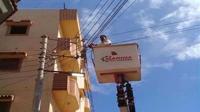 استكمال أعمال إنارة شوارع البحيرة