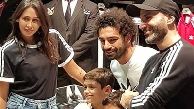 تعرف على 3 حسناوات قابلن محمد صلاح في دبي