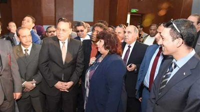 وزيرة الثقافة ومحافظ الشرقية يفتتحان أعمال تطوير قصر ثقافة بلبيس
