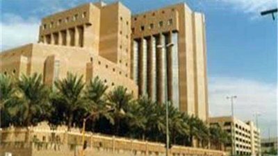 المستشفى البحرى العام يستضيف خبير عالمى فى جراحة العظام