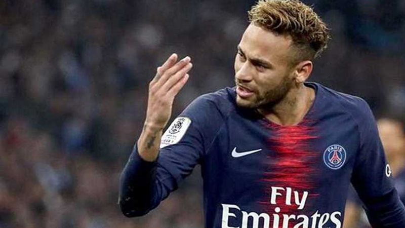 يويفا يغرم نيمار