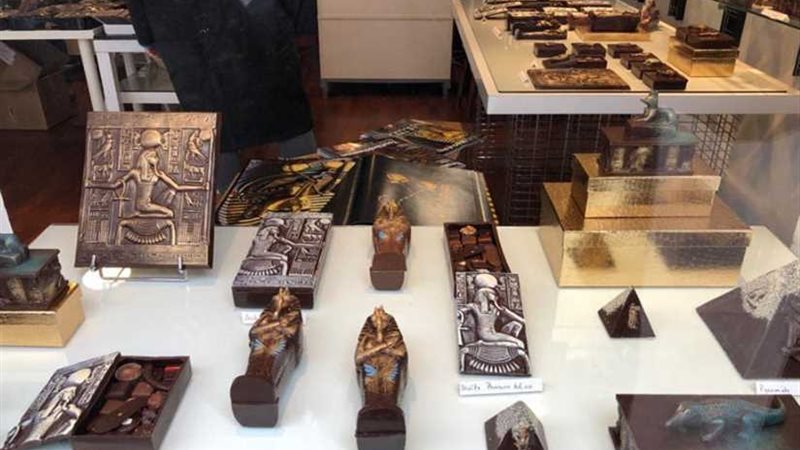 الفرنسيون يصنعون