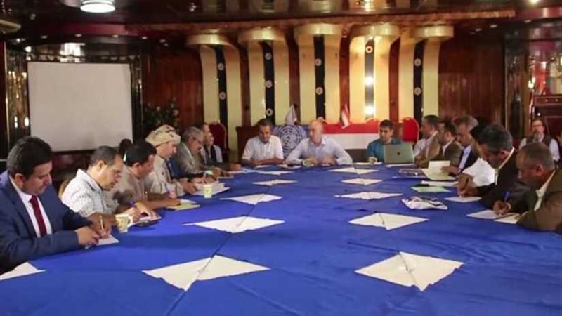 الحكومة اليمنية تتسلم