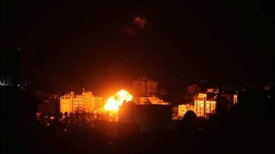 شاهد.. طائرات الاحتلال تقصف مقر هنية بغزة