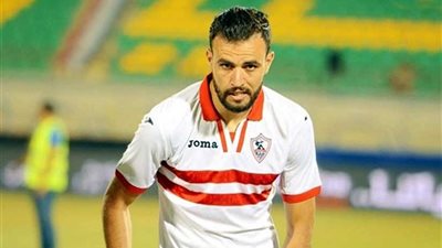 طبيب الزمالك يطمئن على حمدي النقاز