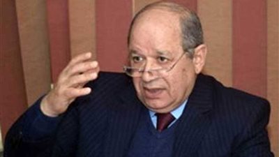 رئيس مجلس الدولة يتفقد مجمع محاكم القليوبية