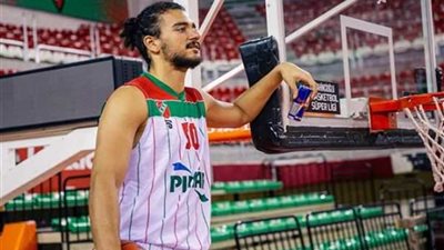 موسم استثنائي يقدمه عاصم مرعي بالدوري التركي لكرة السلة