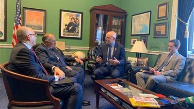 وزير الخارجية يلتقي قيادات اللجان الرئيسية بمجلس النواب الأمريكي